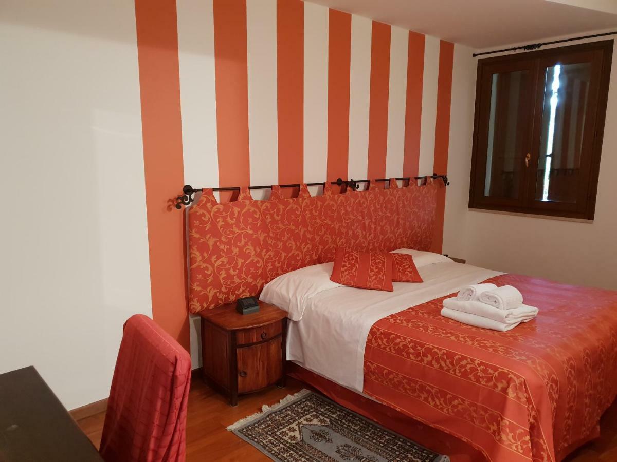 Locanda Da Vittorio Manerba del Garda Εξωτερικό φωτογραφία